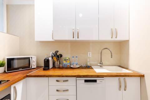 Vibrant Center Apartment Будапеща Екстериор снимка